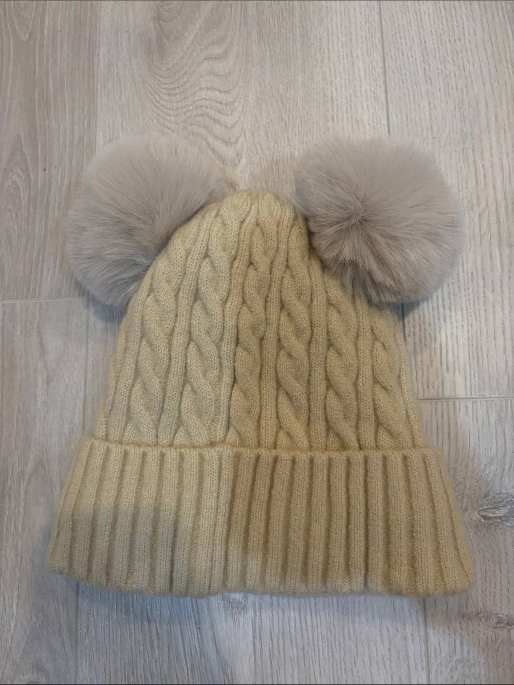 Kids Cable Knit Pom Pom Beanie - Cream